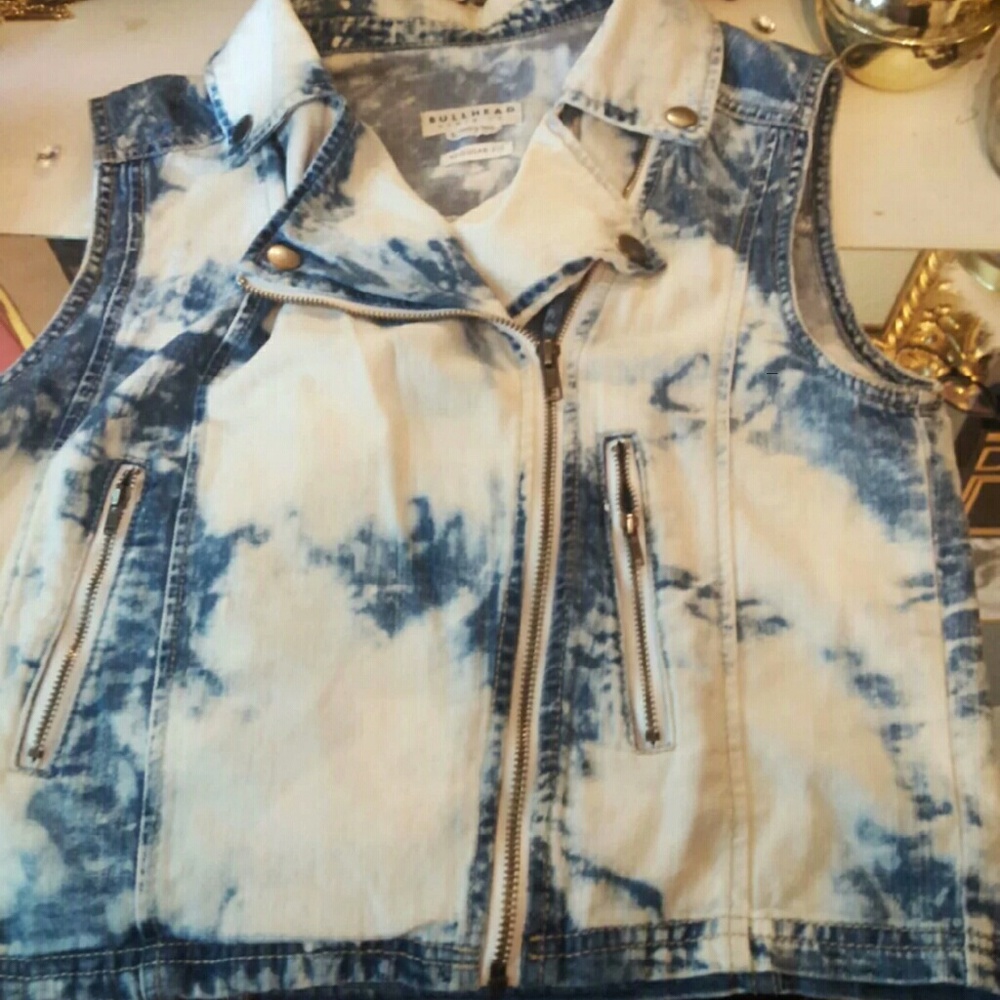 Bullhead denim vest